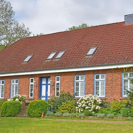 Lejlighed In Schultenbrook With Garden *